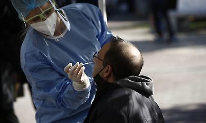 Ο χάρτης του κορωνοιού: 9.347 κρούσματα στην Αττική, 2.392 στη Θεσσαλονίκη