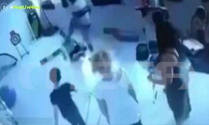 Φρικιαστικό βίντεο: Φυσιοθεραπευτής χτυπά με βία 10χρονο ΑμεΑ μέσα σε ιδιωτικό κέντρο!