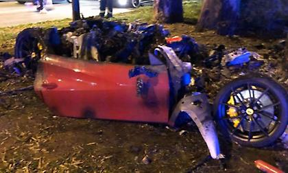 Σοκαριστικό τροχαίο με Ferrari στη Βούλα: Νεκρός ο αδερφός της βουλευτού της ΝΔ Κατερίνας Μονογυιού!