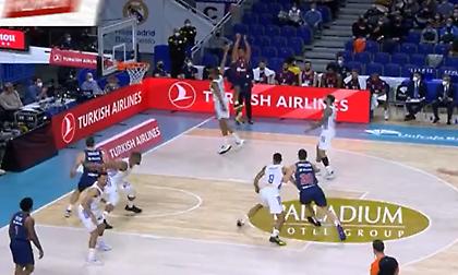 Buzzer beater του Μπόλντγουιν στο φινάλε του πρώτου δεκαλέπτου κόντρα στη Ρεάλ