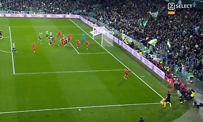 Άνοιξε το σκορ με σουτάρα Γκόμες η Σεβίλλη, ισοφάρισε με απευθείας κόρνερ του Φεκίρ η Μπέτις!