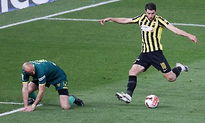 «Άδειασε» τον αντίπαλό του και έγραψε το 1-0 ο Ανσαριφάρντ