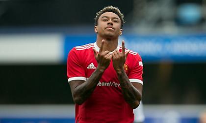 «Γλυκοκοιτάζει» Λίνγκαρντ η Νιουκάστλ