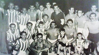 Ολυμπιακός με τριφύλλι στο στήθος!