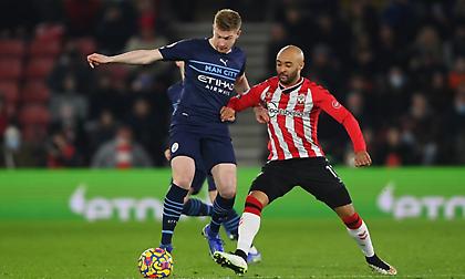 Φρέναραν τη Μάντσεστερ Σίτι η Σαουθάμπτον και τα… δοκάρια