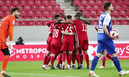 Ολυμπιακός με αρχή και τέλος, έκανε σεφτέ στο νέο έτος!