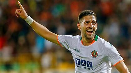 Τραμπζονσπόρ σε... άπταιστα greeklish: «Σε αγαπάμε Μπάκα!»