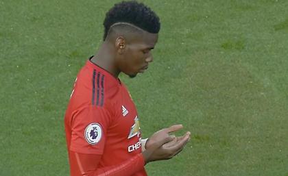 Διέγραψε φωτογραφία που προσευχόταν λόγω bullying ο Πογκμπά!