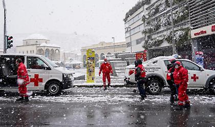 Ο Ερυθρός Σταυρός αναλαμβάνει μετακινήσεις ηλικιωμένων και ανθρώπων που χρειάζονται βοήθεια