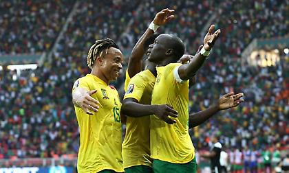 Καμερούν-Κομόρες