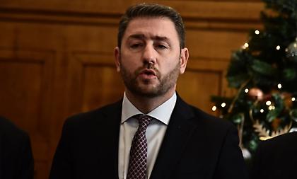 Ανδρουλάκης: «Αυτό δεν είναι επιτελικό κράτος, αλλά επιτελικό χάος που ταλαιπωρεί διαρκώς τον λαό»