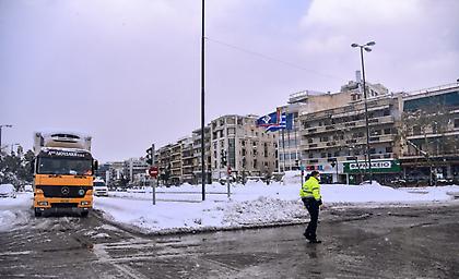 ΟΑΣΑ: Δεν βγαίνουν από τα αμαξοστάσια λεωφορεία και τρόλεϊ