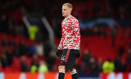 Κρίσταλ Πάλας: Κατέθεσε πρόταση δανεισμού στη Γιουνάιτεντ για Φαν Ντε Μπέεκ