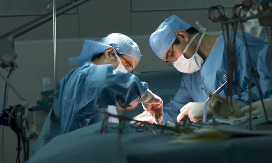 Μπήκε στο χειρουργείο για κήλη και οι γιατροί ανακάλυψαν γυναικεία γεννητικά όργανα!