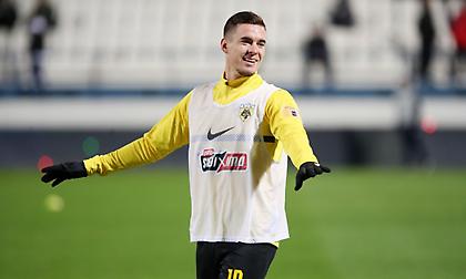 «Τσεκάρει τον Μισελέν της ΑΕΚ η Σεντ Ετιέν»