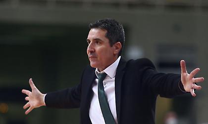 Πρίφτης: «Ίσως έπρεπε να παίξει λιγότερο ο Γιόβιτς»