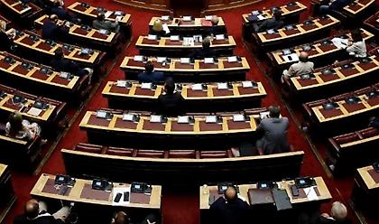 Ξεκινά το απόγευμα η συζήτηση της πρότασης δυσπιστίας που κατέθεσε ο ΣΥΡΙΖΑ