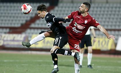 ΑΕΛ: «Ο διαιτητής δεν είδε πέναλτι εις βάρος του ΠΑΟΚ που θα έδινε και ο Ιβάν Σαββίδης»