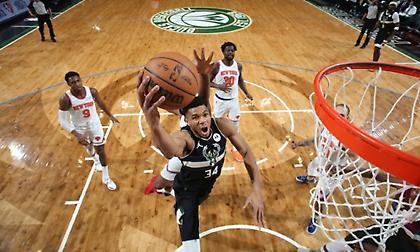 Εύκολη νίκη για τους Μπακς με εξαιρετικό Γιάννη