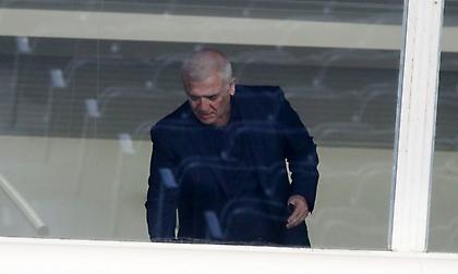 Μελισσανίδης και Μπέος βλέπουν μαζί το ΑΕΚ-Βόλος