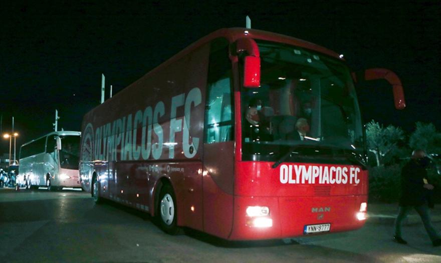 Έφτασε στην Τούμπα η αποστολή του Ολυμπιακού