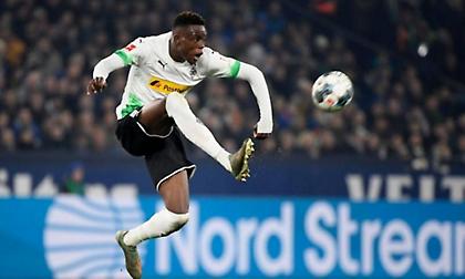 Στο Τορίνο ο Ζακάρια, ανακοινώνεται από την Γιουβέντους