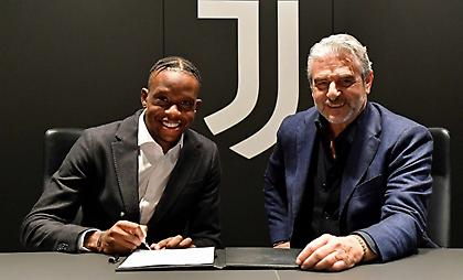 Επίσημα στη Γιουβέντους ο Ζακάρια