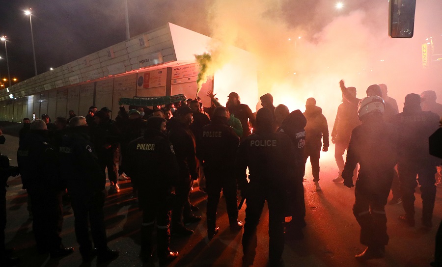 Παναθηναϊκός: Θερμή υποδοχή από οπαδούς στο Ηράκλειο