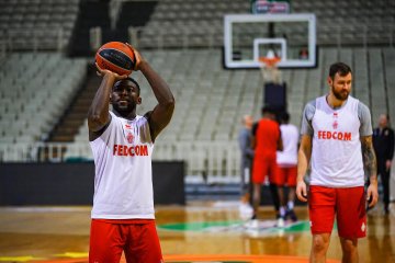 Πήρε γεύση από ΟΑΚΑ ο Μάικ Τζέιμς (pics)