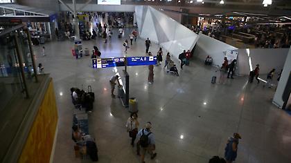 Χαλαρώνουν τα μέτρα από Δευτέρα για όσους εισέρχονται στην Ελλάδα