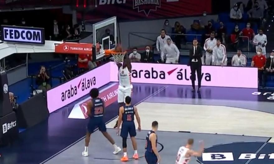 Κάρφωσε ολομόναχος το καλάθι της Μπασκόνια ο Φαλ