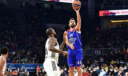 Τα καλύτερα στιγμιότυπα από τη νίκη της Εφές κόντρα στη Βιλερμπάν