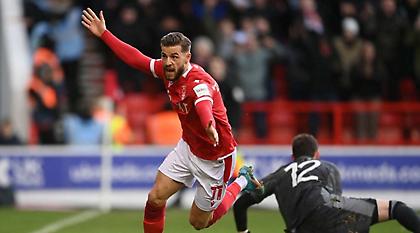 Πάγωσε τη Λέστερ με δύο γκολ σε ένα λεπτό η Νότιγχαμ!