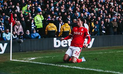 Ξέρανε και τη Λέστερ, πέρασε στους «16» και βλέπει… οκτάδα η απίθανη Νότιγχαμ Φόρεστ του Μαρινάκη!