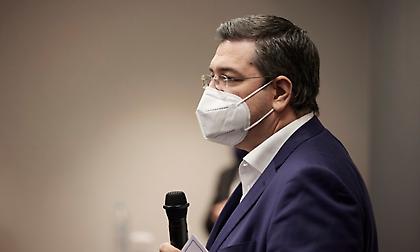 Συνάντηση Τζιτζικώστα με μεγάλο παραγωγό του Χόλιγουντ