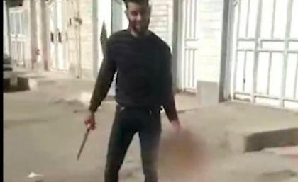 Φρίκη στο Ιράν: Aποκεφάλισε την 17χρονη γυναίκα του και περιφερόταν με το κεφάλι της στο χέρι