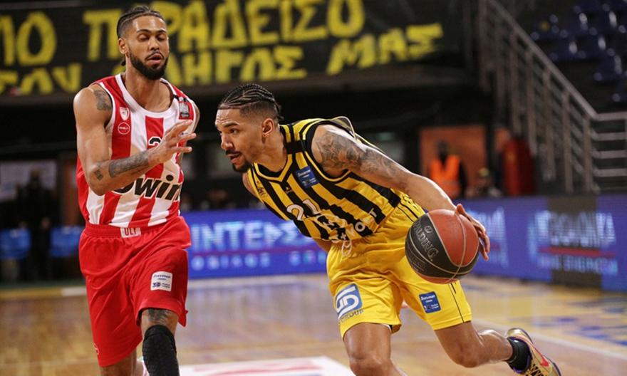 Η απίθανη 35αρα του Χάνλαν απέναντι στον Ολυμπιακό