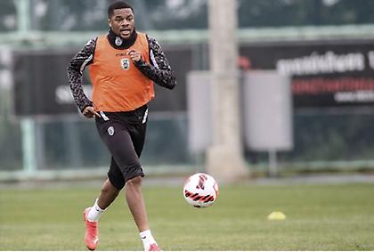 Σε ρυθμούς… τελικού με ΑΕΚ χωρίς προβλήματα ο ΠΑΟΚ