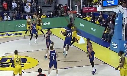 Παλικαρίσιο καλάθι του Φλόιντ κόντρα στον Τόμπκινς