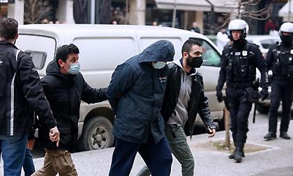 Η κατάθεση του Αλβανού για τη δολοφονία Άλκη: «Ένας τον χτυπούσε με δρεπάνι κι άλλος με κοντάρι»