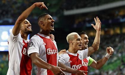 Πρόκριση με πεντάρα για τον Αγιαξ