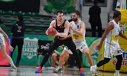 Καταγγέλλει εθνικιστικό πανό των Τούρκων ο Προμηθέας Πάτρας!