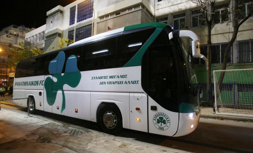 Οπαδοί του Παναθηναϊκού στο Κορωπί, μίλησαν σε έντονο ύφος στους παίκτες