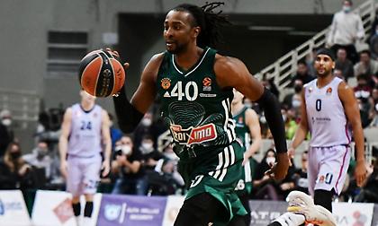 Έκλεψε και κάρφωσε εντυπωσιακά στον αιφνιδιασμό ο Έβανς