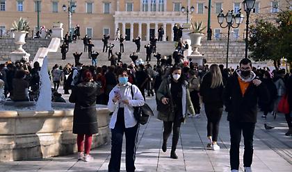 «Πράσινο φως» ανάβουν οι ειδικοί για σταδιακή άρση των μέτρων