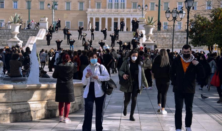 «Πράσινο» ανάβουν οι ειδικοί για σταδιακή άρση των μέτρων