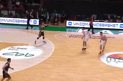 Πάσα... αλά NFL από Χεζόνια για το κάρφωμα του Μπράουν!