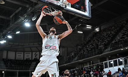 Ο κόουτς της εξέδρας: Ο Γουάιτ και ο πλέι-μέικερ που έλειπε