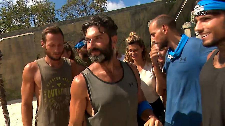 Ανατροπή στο Survivor: Έκλεψαν παίκτη των Διάσημων οι Μαχητές