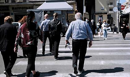 Κορωνοϊός: Κάτω από 500 οι διασωληνωμένοι, 10.853 νέα κρούσματα, 72 νεκροί